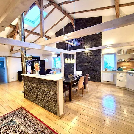Exklusives Loft Mit 2 Garagen & Sportsbar Schraeg Gegenueber I Verwaltung Und Betreuung Durch Firma Zz-braunlage Braunlage