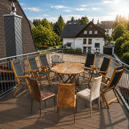 Exklusives Loft Mit 2 Garagen&sportsbar Schräg Gegenüber I Verwaltung Und Betreuung Durch Firma Zz-braunlage